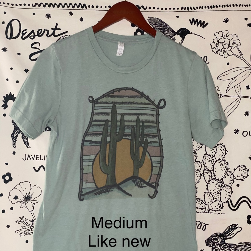 Graphic tee